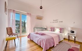 Royal Embassy Apartment